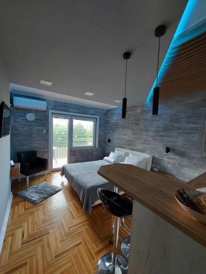 סובוטיקה Apartman Studio Milica I מראה חיצוני תמונה
